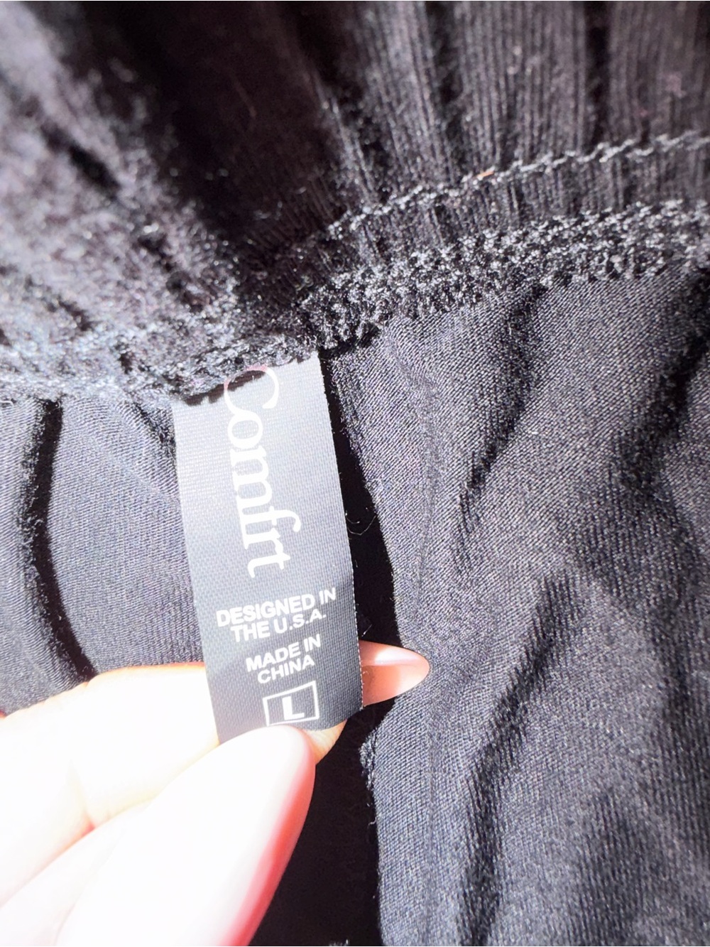 Comfort Women’s Lounge Shorts in Onyx Black size L - Picture 7 of 7